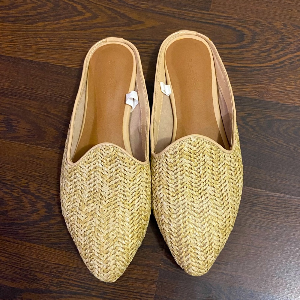 Woven Tan Slides Mules Universal Thread | Memory Foam | Size 6